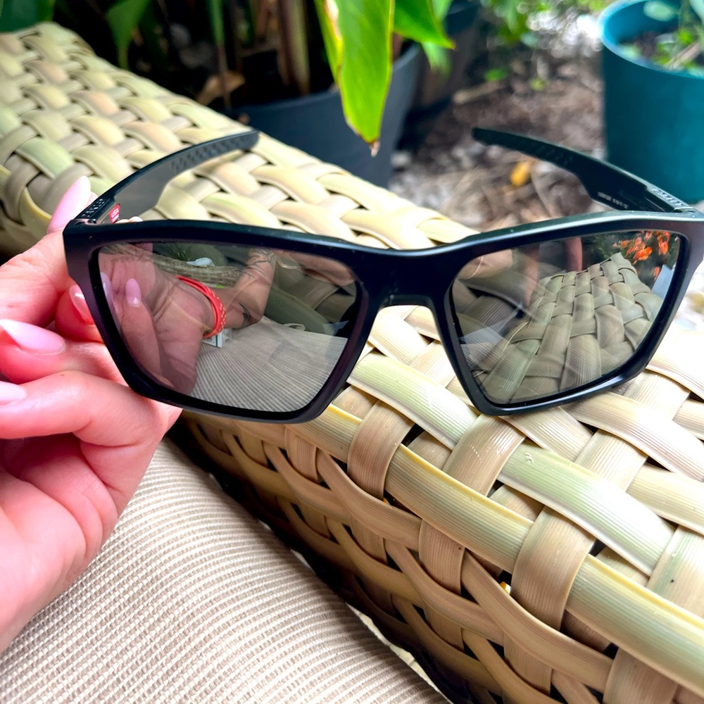 Oakley- “Targetline”
